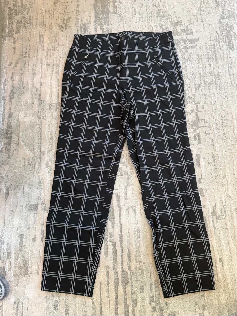 New women’s cropped Black Plaid Dress Pants